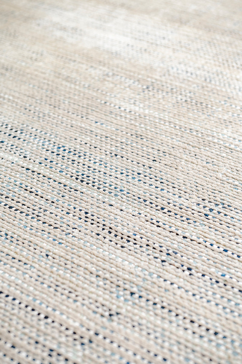 Tapis bleu en laine et fibre de bambou - Dotty Azur - 4 - Toulemonde Bochart